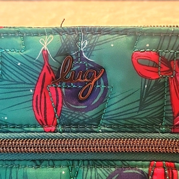 Lug Dazzle Crossbody Bag Pine Ornaments NWT RARE FIND - Picture 4 of 9